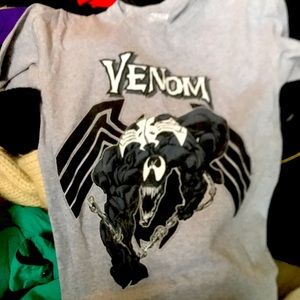 Venom tee
